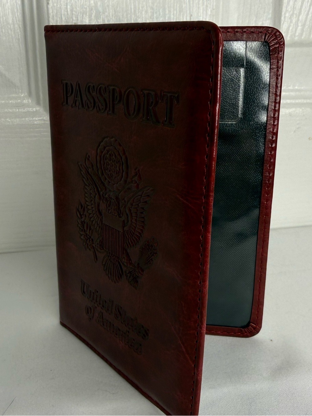 PASSPORT USA PASSPORT FOLDING ID HOLDER/CASE/COVER - Picture 2 of 9